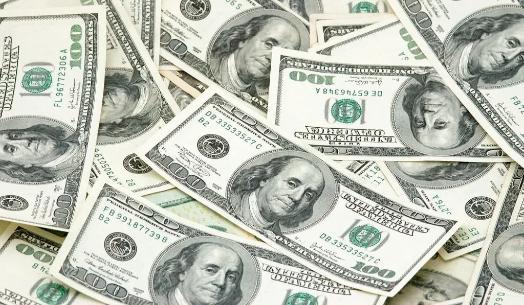 money 2 1024x597 copy